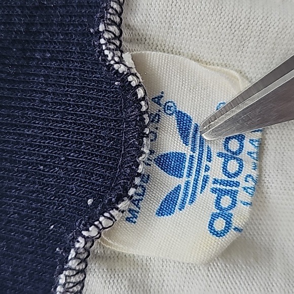 Vintage 70s Adidas TShirt Made in USA - Picture 3 of 9